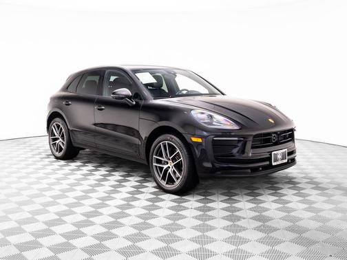 2023 Porsche Macan 
