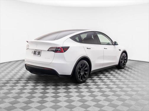 2021 Tesla Model Y Long Range Dual Motor All-Wheel Drive