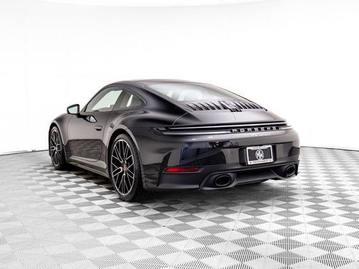 2026 Porsche 911 Carrera