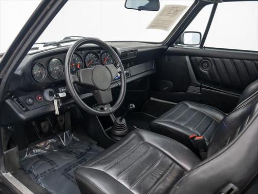 1983 Porsche 911 Base