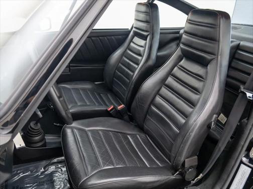 1983 Porsche 911 Base
