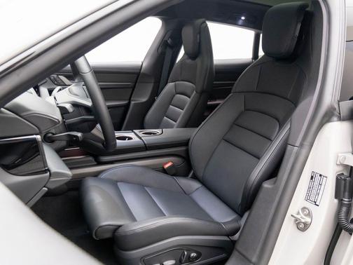 2025 Porsche Taycan 4S