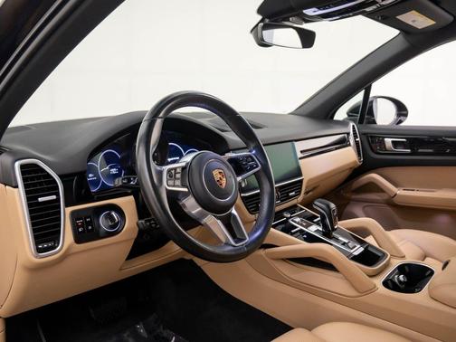 2020 Porsche Cayenne Cayenne