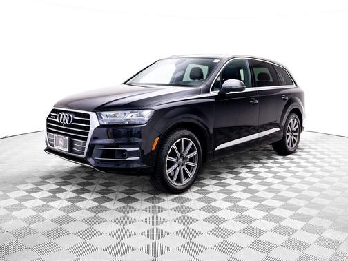 Black 2017 Audi Q7 3.0T Prestige