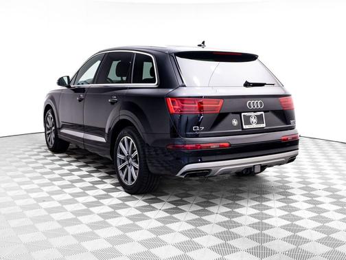 Black 2017 Audi Q7 3.0T Prestige