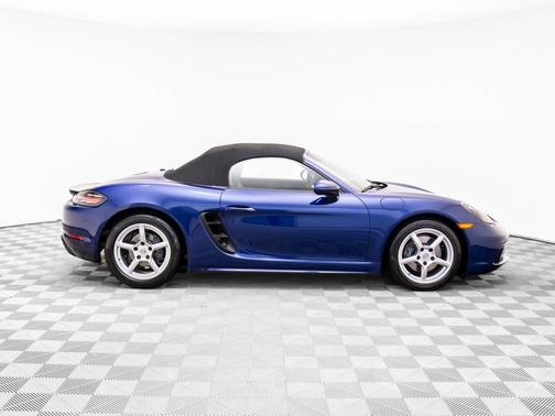 2021 Porsche 718 Boxster 