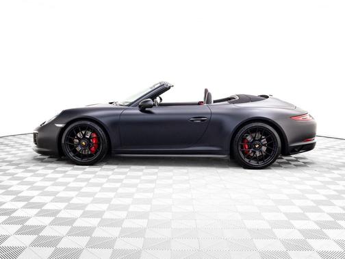 2018 Porsche 911 Carrera 4 GTS