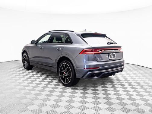 2020 Audi Q8 55 Premium Plus