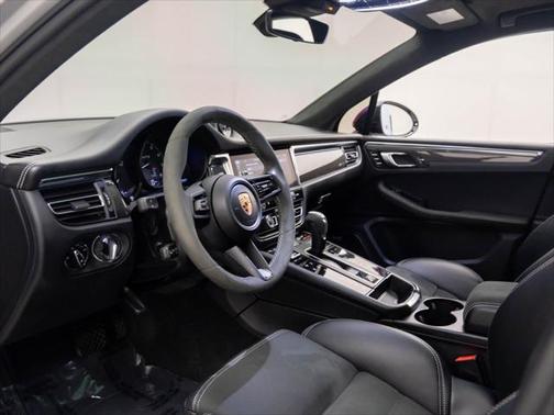 2023 Porsche Macan GTS