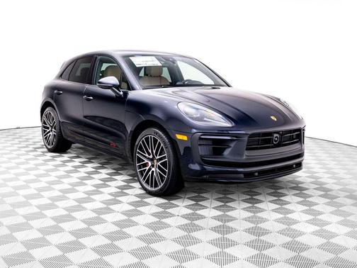 Custom Color 2026 Porsche Macan Macan GTS