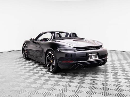 2025 Porsche 718 Boxster GTS 4.0