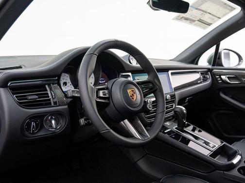2026 Porsche Macan T
