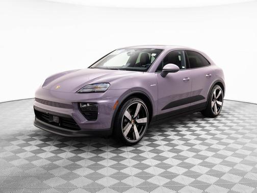 2025 Porsche Macan 4S