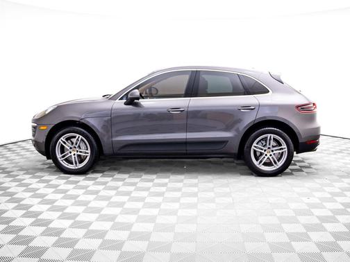 Agate Gray Metallic 2015 Porsche Macan Macan S