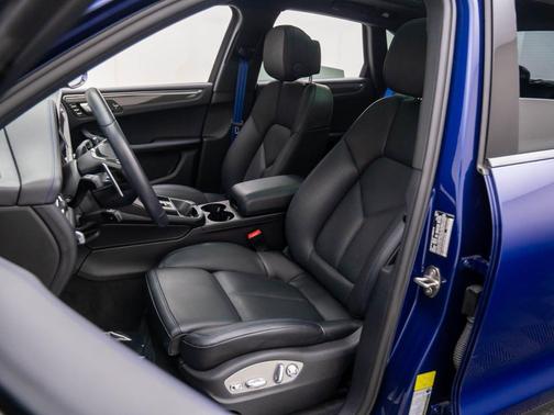 2024 Porsche Macan S