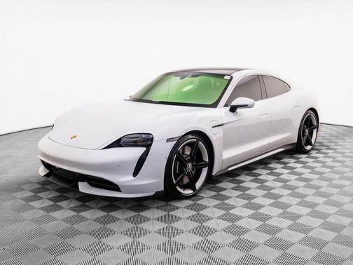 2020 Porsche Taycan Turbo