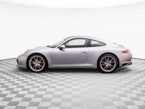 2017 Porsche 911 Carrera