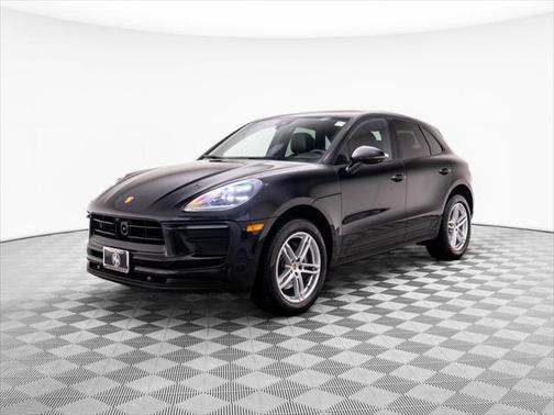 2025 Porsche Macan Base