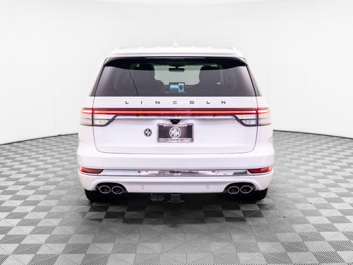 Pristine White 2021 Lincoln Aviator Black Label Grand Touring AWD