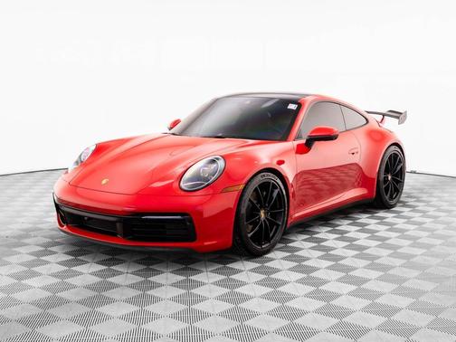2022 Porsche 911 Carrera