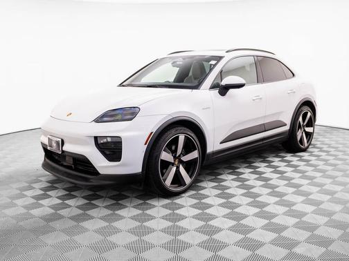 White 2024 Porsche Macan Macan Electric 4