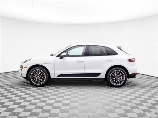 2018 Porsche Macan Base