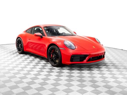 2022 Porsche 911 Carrera GTS