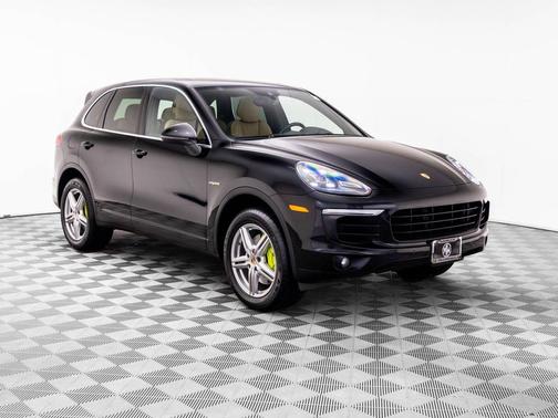 Black 2016 Porsche Cayenne Cayenne S E-Hybrid