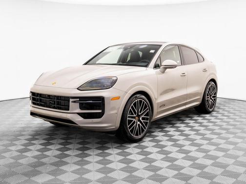 2026 Porsche Cayenne GTS