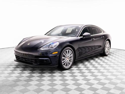 2017 Porsche Panamera 4S