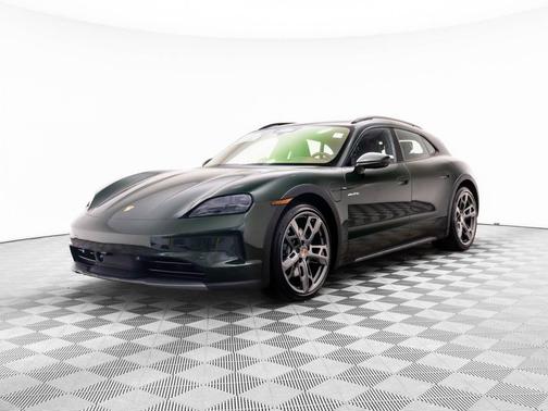 Oak Green Metallic Neo 2026 Porsche Taycan 4S