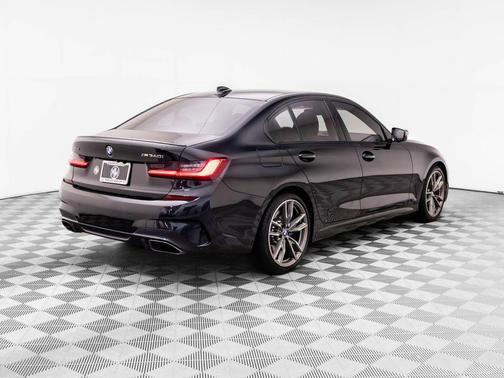 Black Sapphire Metallic 2020 BMW M340 M340i xDrive Sedan
