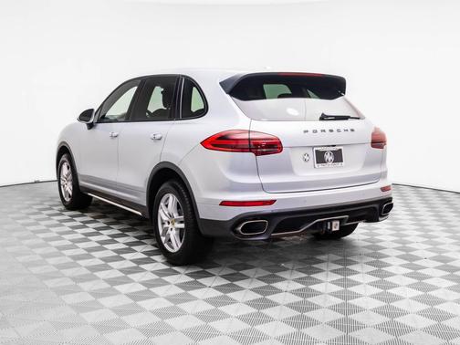 2016 Porsche Cayenne Cayenne