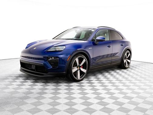 2025 Porsche Macan 4S