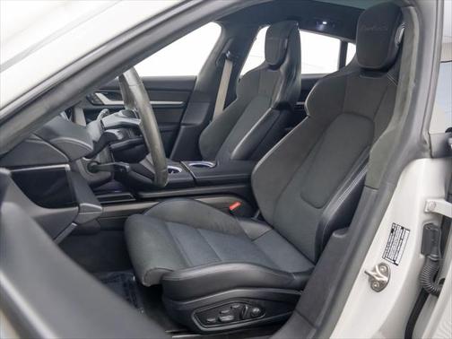2022 Porsche Taycan Cross Turismo Turbo S