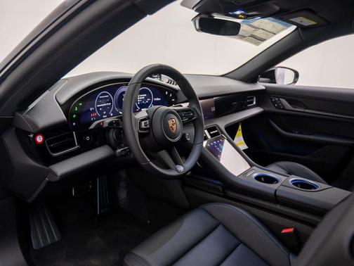 2026 Porsche Taycan 4