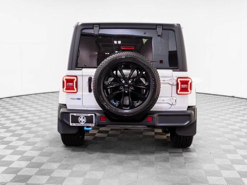 2022 Jeep Wrangler Unlimited 4xe Sahara
