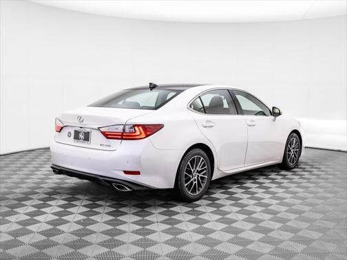 2018 Lexus ES 350 Base