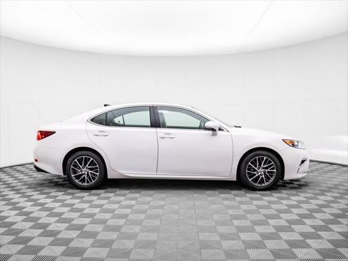 2018 Lexus ES 350 Base