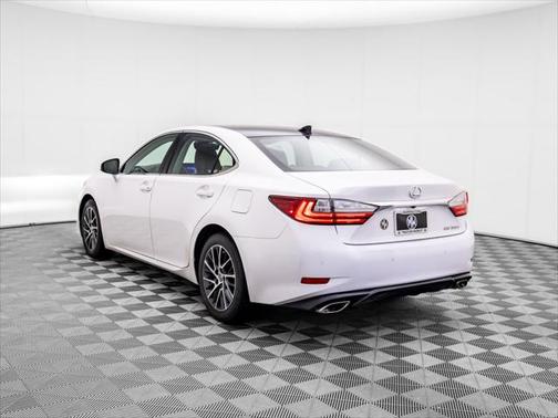 2018 Lexus ES 350 Base