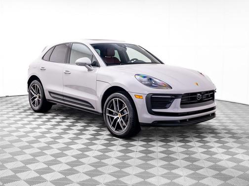 Chalk 2026 Porsche Macan Macan