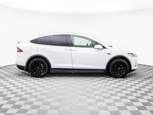 2019 Tesla Model X 75D