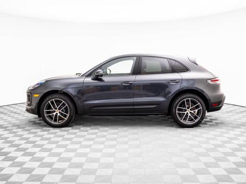 Volcano Grey Metallic 2026 Porsche Macan Macan