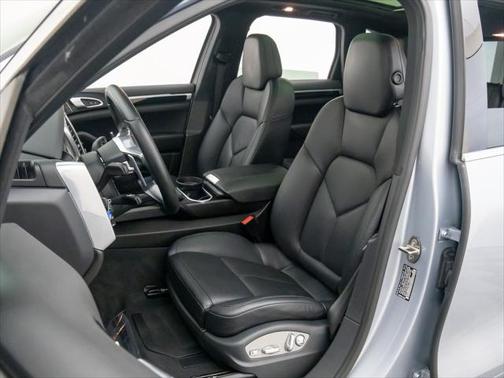 2015 Porsche Cayenne S