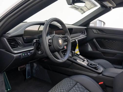 2026 Porsche 911 Carrera GTS