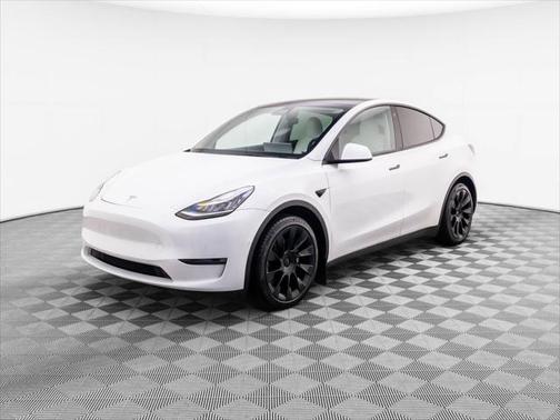 2022 Tesla Model Y Long Range Dual Motor All-Wheel Drive