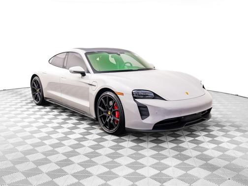 2024 Porsche Taycan GTS