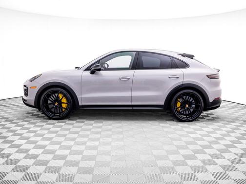 Arctic Grey 2022 Porsche Cayenne Turbo GT