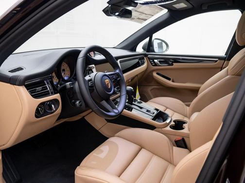 2026 Porsche Macan T