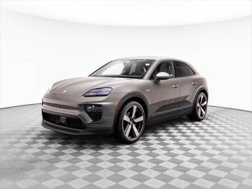 2024 Porsche Macan Base